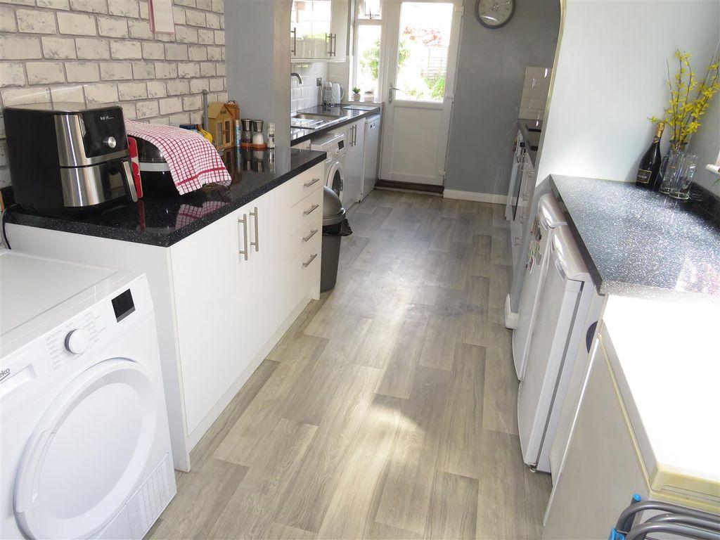 Property photo 3 of 13 Img_1878.Jpg