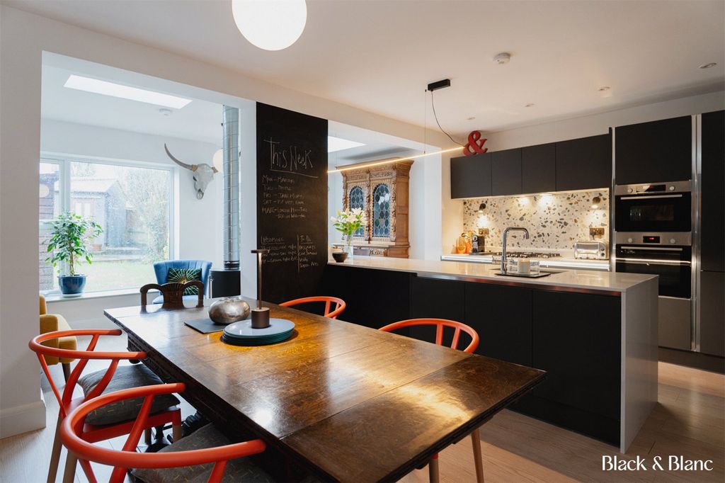 Property photo 3 of 26 Kitchen/ Diner