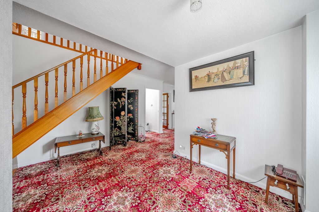 Property photo 3 of 20