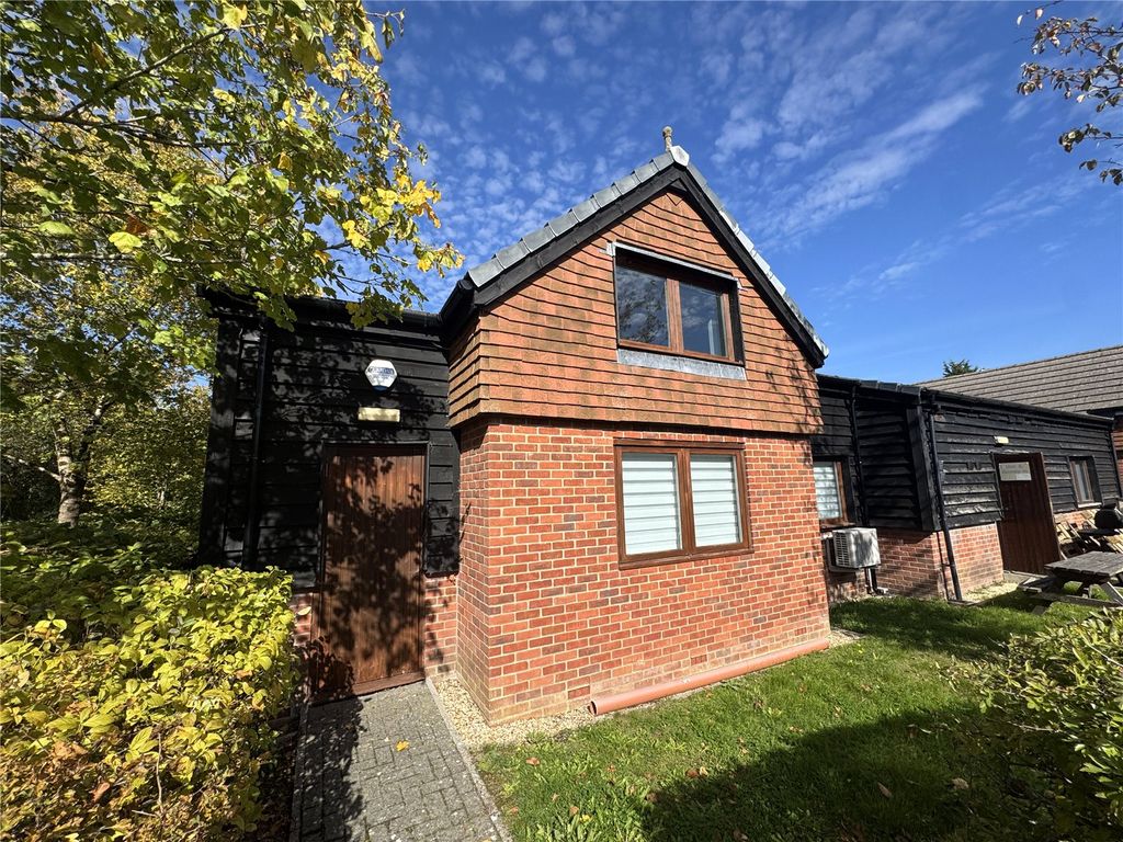 Property photo 2 of 10 Picture No. 19