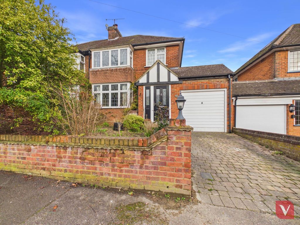 Property photo 2 of 6