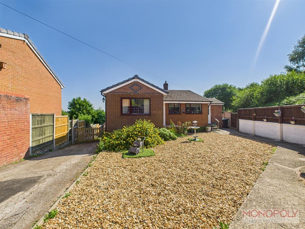 Property photo 2 of 37 Cam04439G0-Pr0075-Still031.Jpg