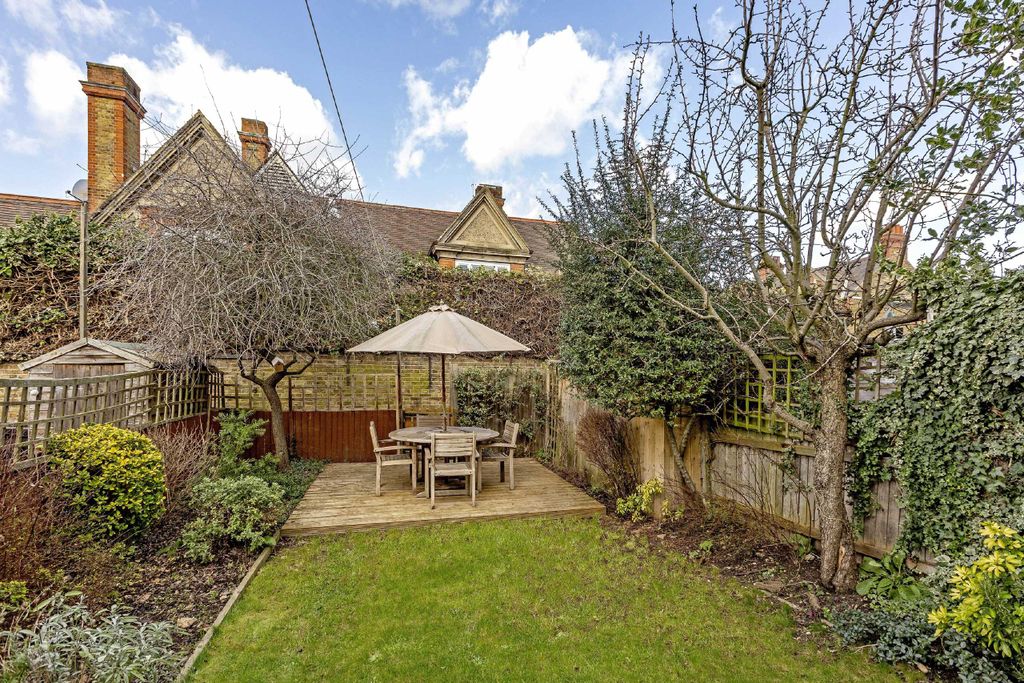 Property photo 2 of 12 Photo