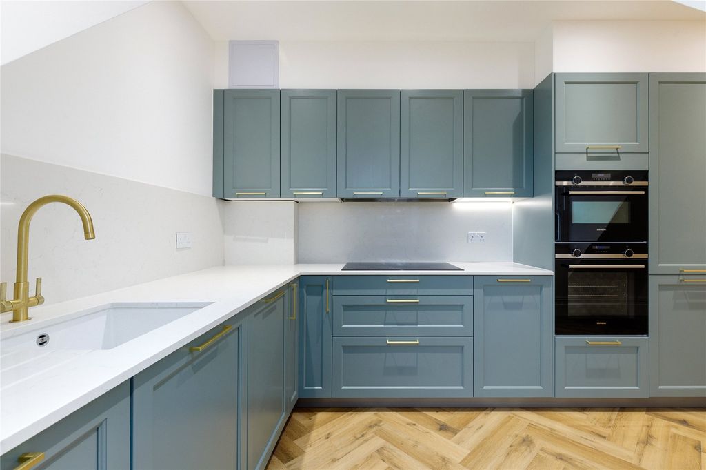 Property photo 1 of 10 Picture No. 06