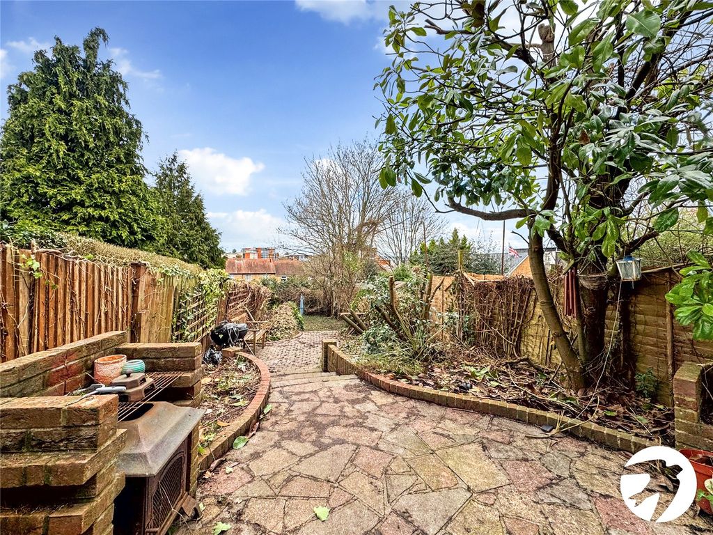 Property photo 2 of 17 Picture 2