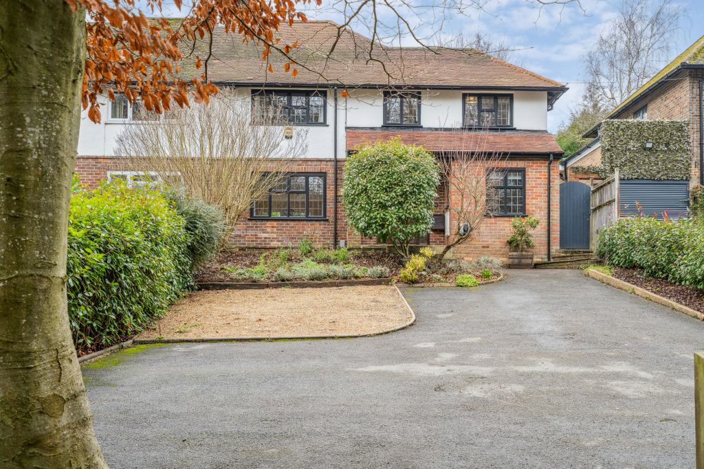 Property photo 1 of 15