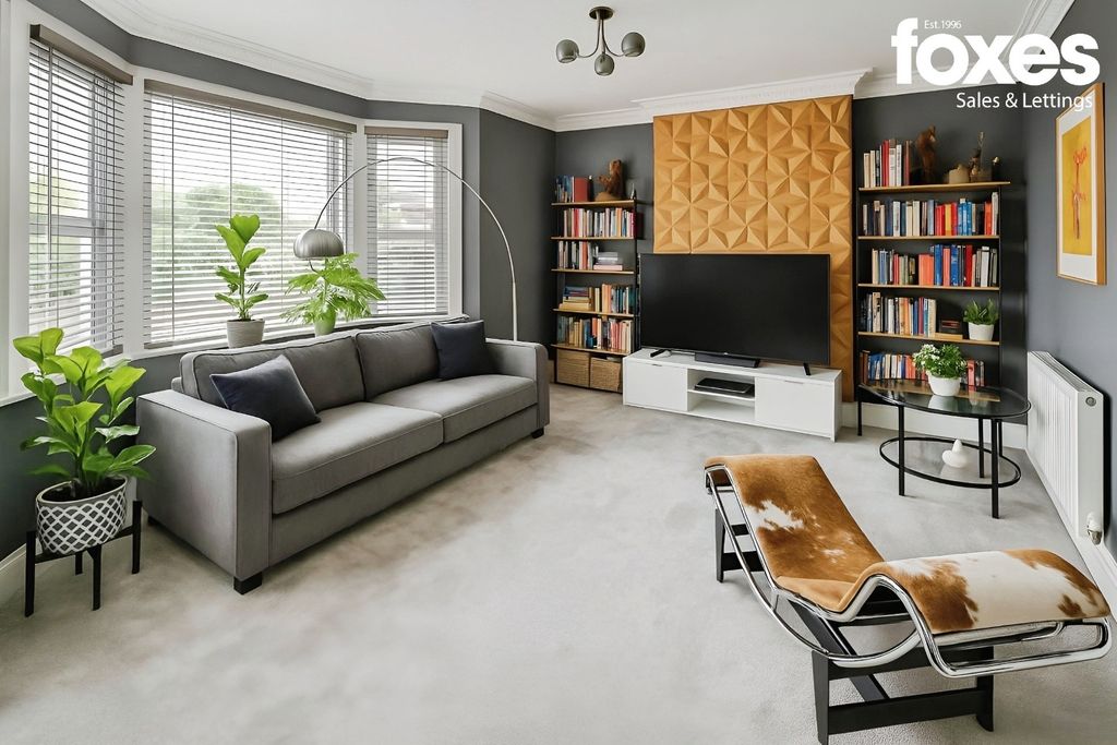 Property photo 1 of 15 3480881