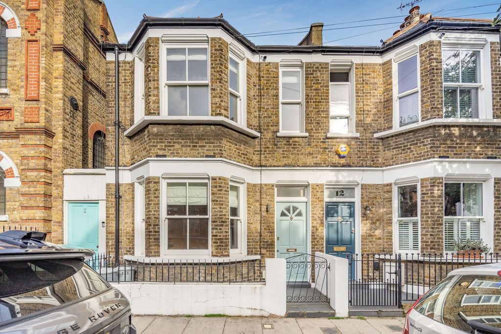 Property photo 2 of 7