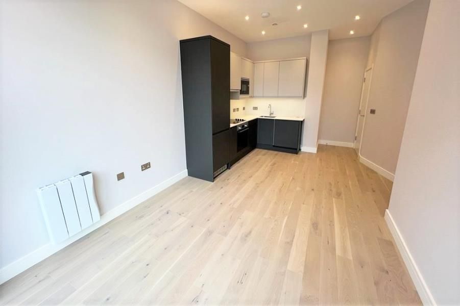 Property photo 3 of 6