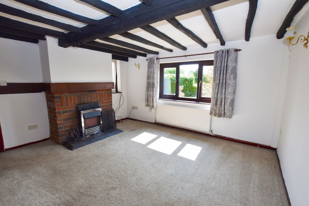 Property photo 3 of 22 Living Room