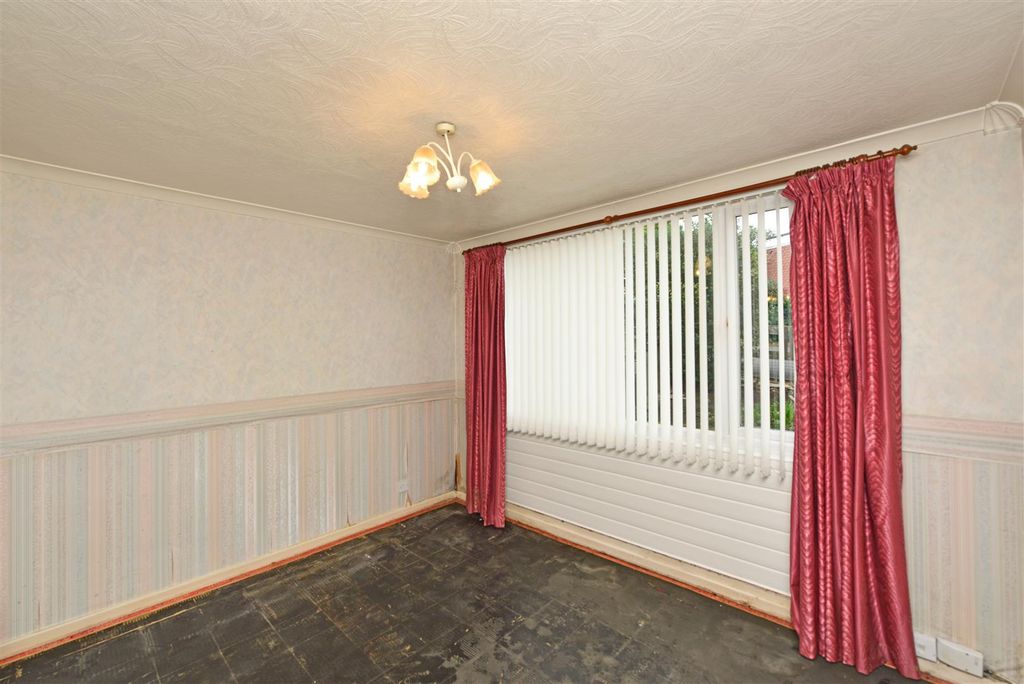 Property photo 3 of 29 Dining Room: