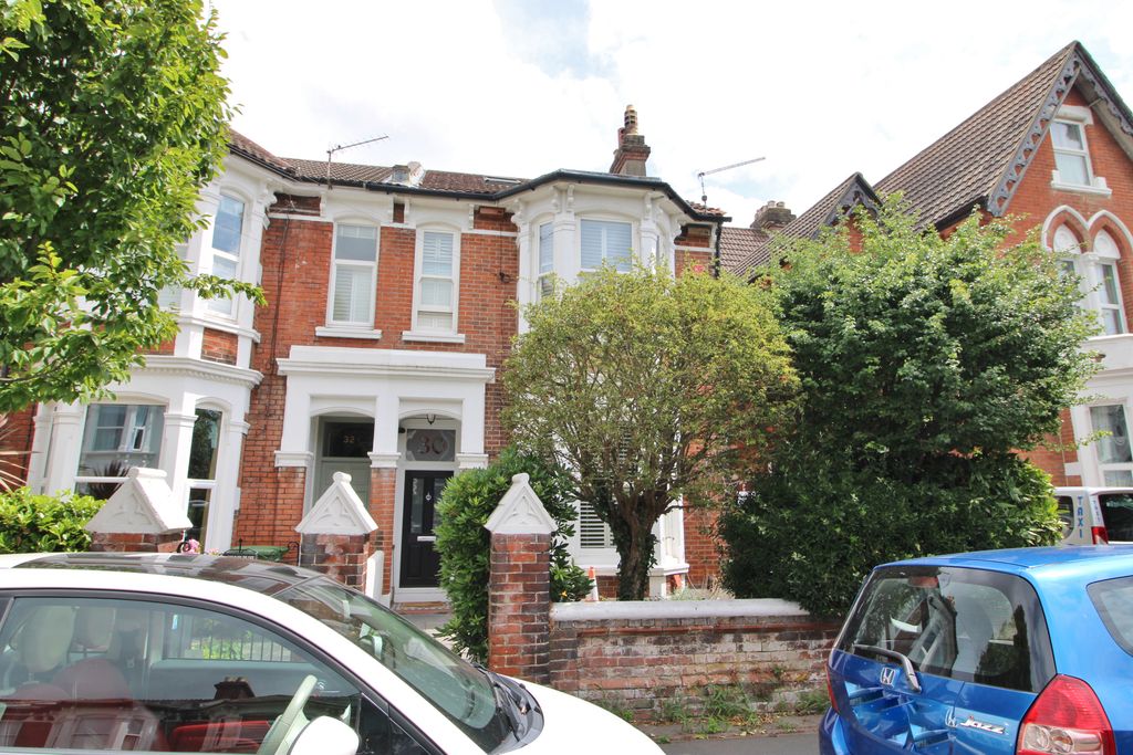 Property photo 1 of 26