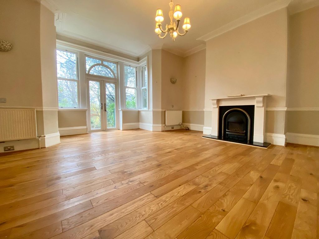 Property photo 3 of 22 Image