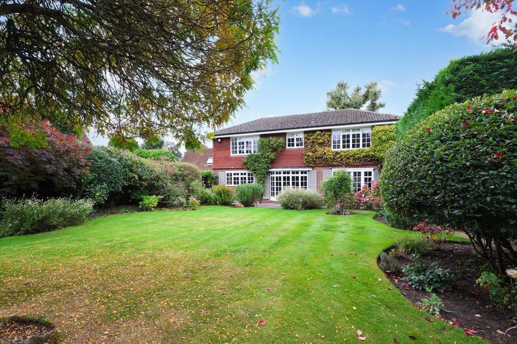 Property photo 2 of 16 Image