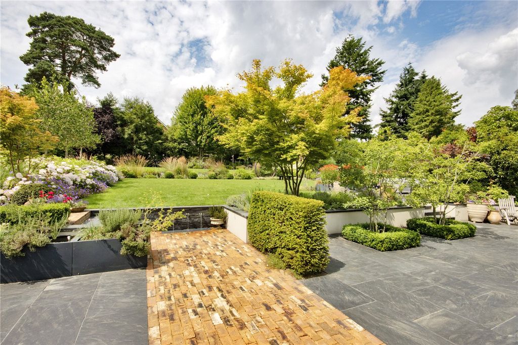 Property photo 3 of 22 Picture 3