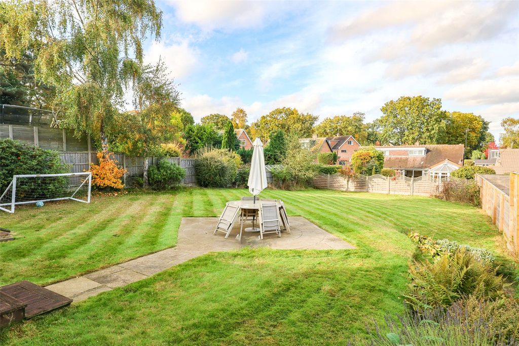 Property photo 3 of 22 Picture No. 16