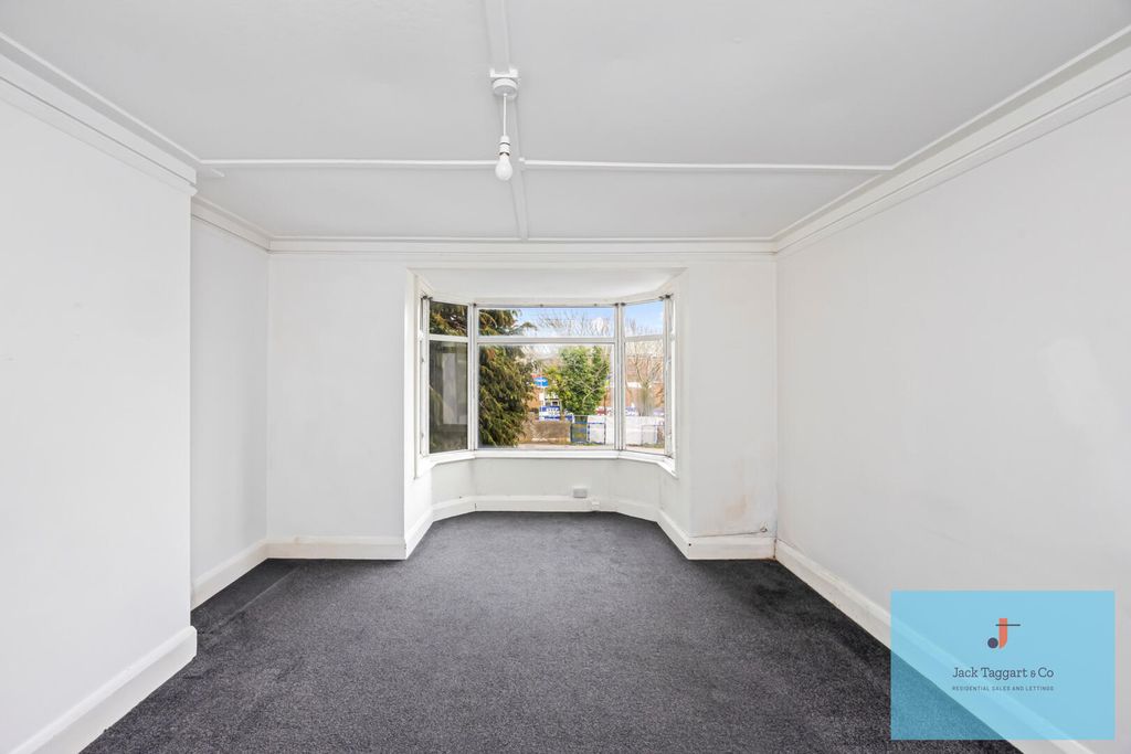 Property photo 3 of 13 Living Room