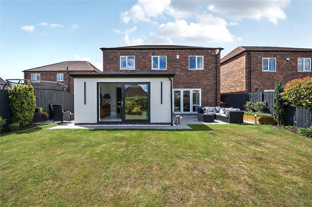 Property photo 1 of 25 Picture No. 20