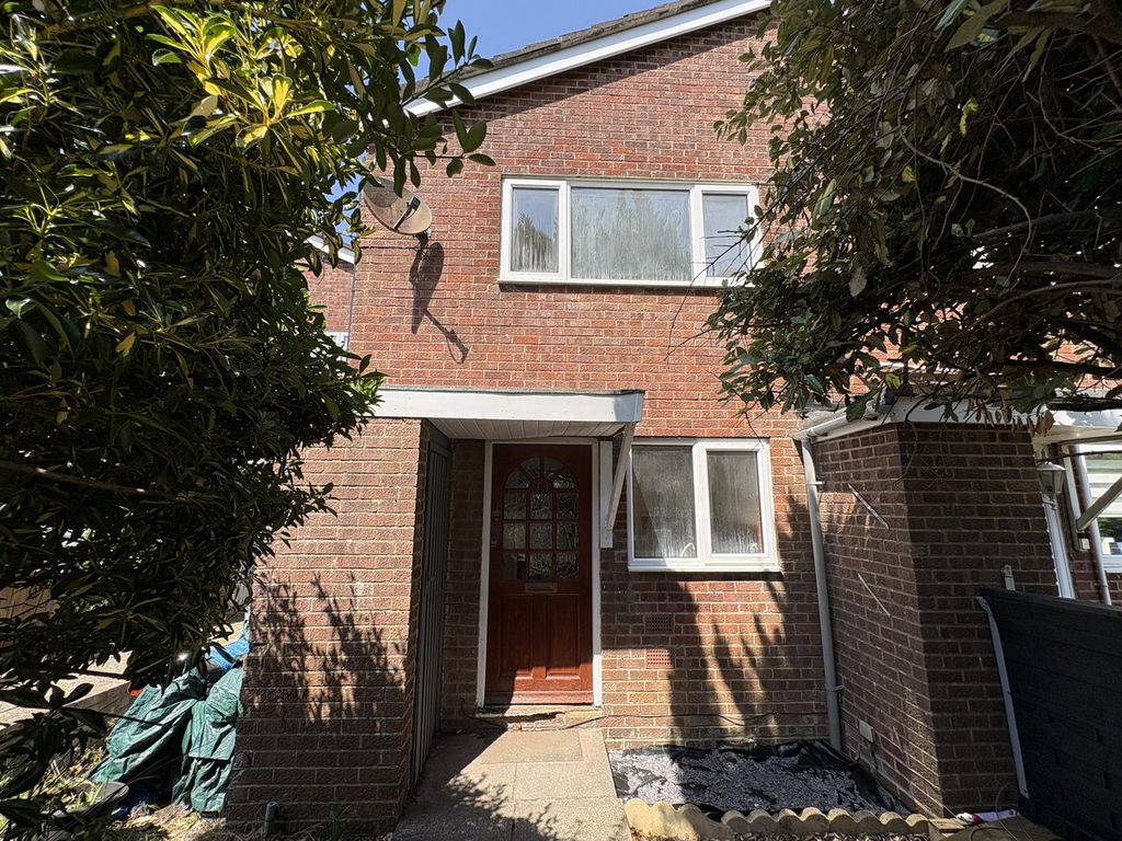 Property photo 1 of 20