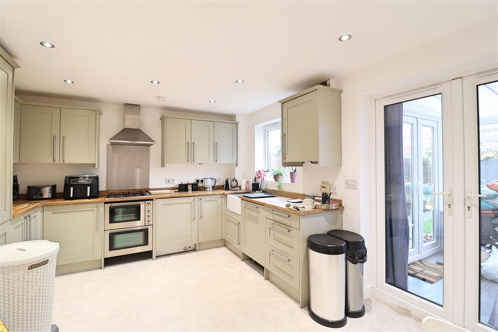 Property photo 3 of 14 Img_2551.Jpg