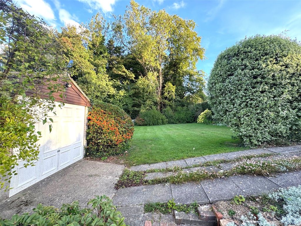 Property photo 3 of 16 Picture No. 26