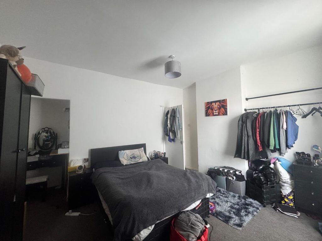 Property photo 3 of 6 Tempimage7Wuc2Z.Jpg