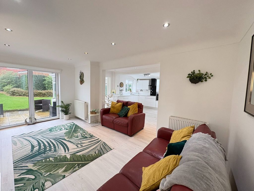 Property photo 3 of 24