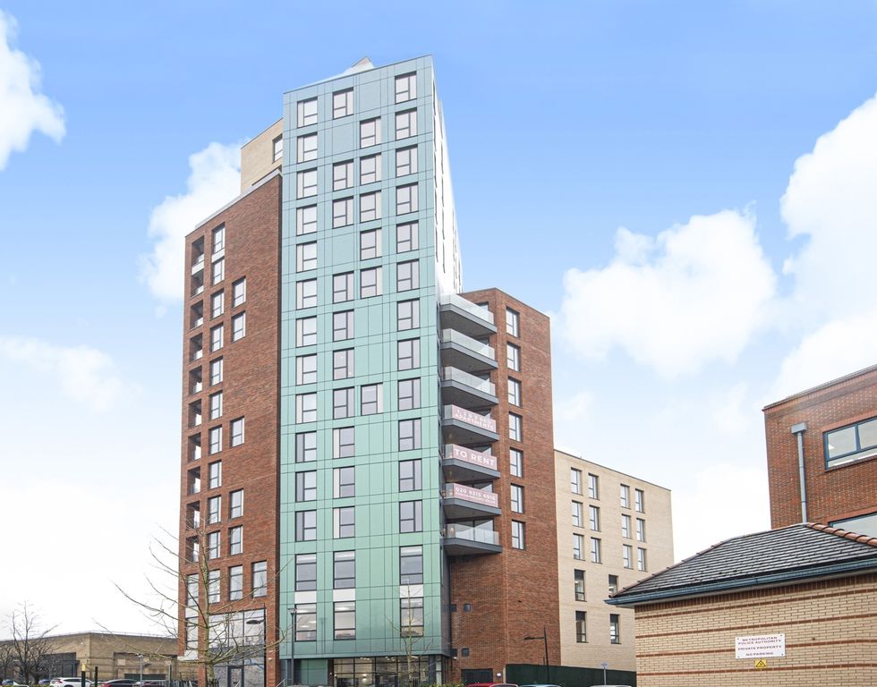 Property photo 3 of 7 Perigon External