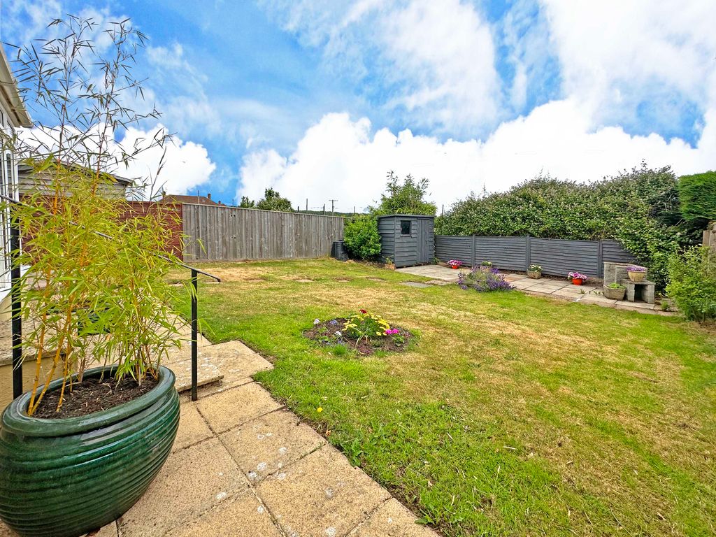Property photo 3 of 14