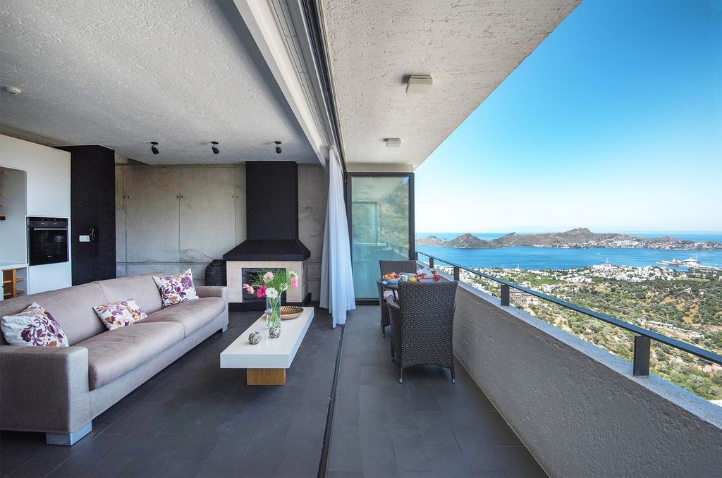 Property photo 1 of 26 Magnificent Sea View Apartment For Sale In Bodrum - Superb Sea Views From The Apartment