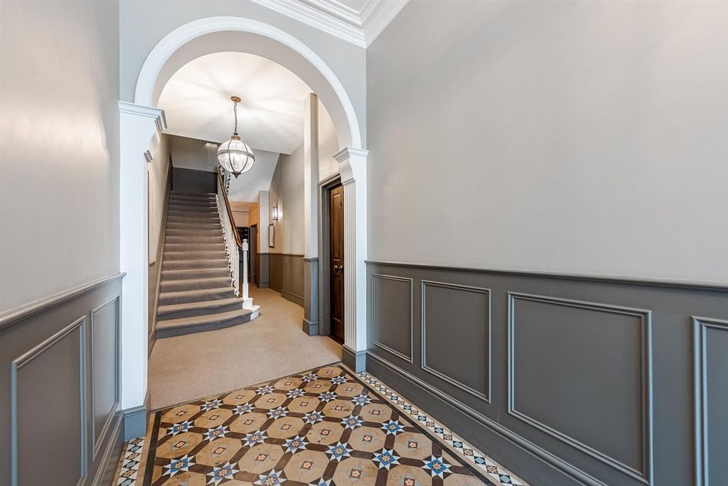 Property photo 2 of 17 Collingham Road 2_27-29-13-2. Low Res.Jpg