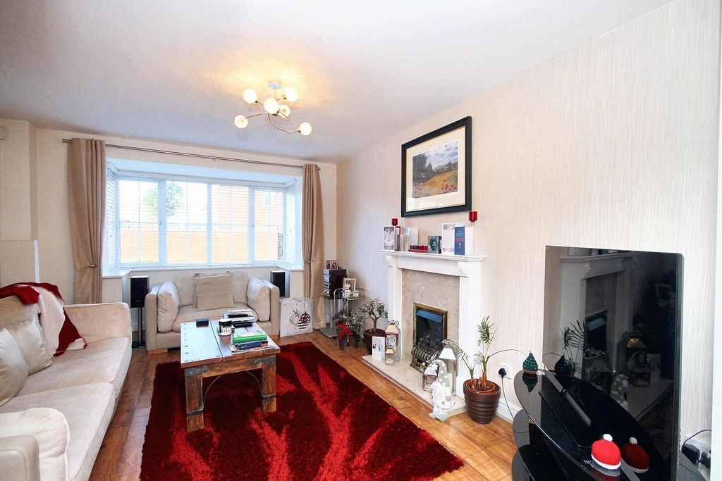 Property photo 3 of 14