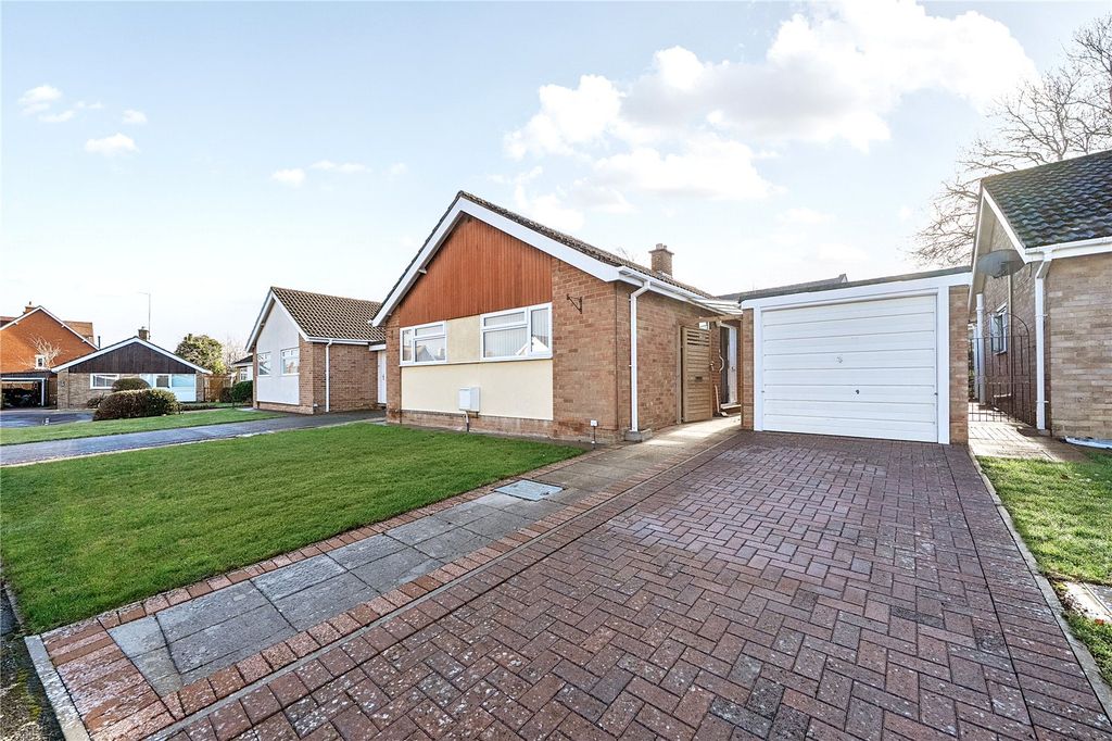 Property photo 1 of 20 Picture No. 06