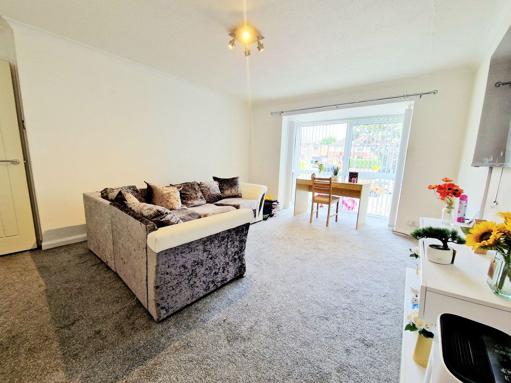 Property photo 2 of 14