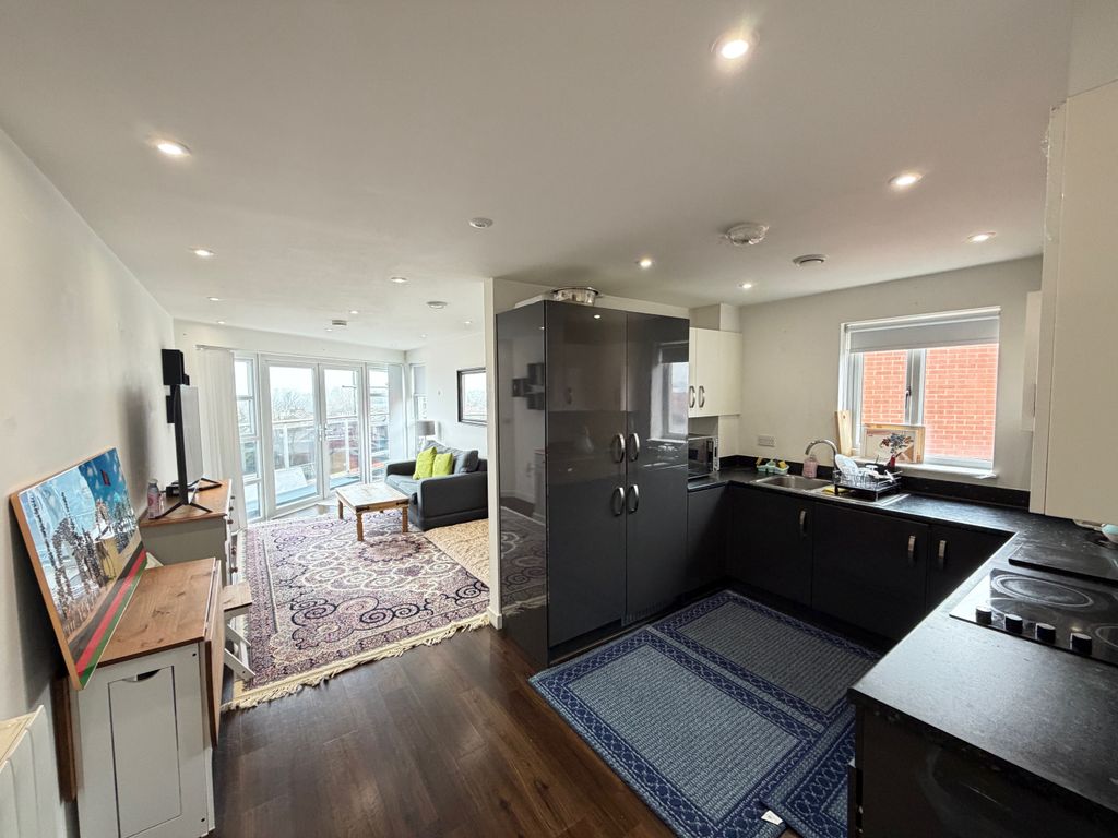 Property photo 3 of 7