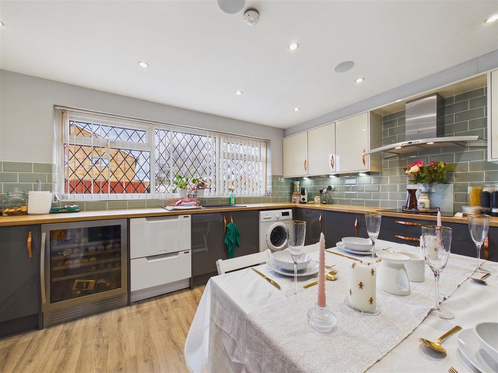 Property photo 2 of 13 Kitchen/Diner