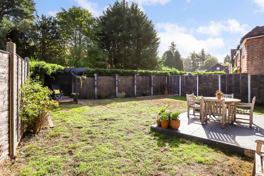 Property photo 2 of 19