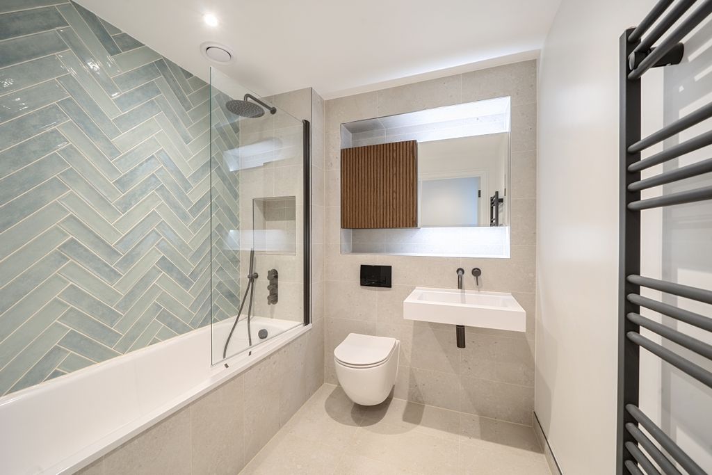 Property photo 3 of 10 1464793-11-6A071c...