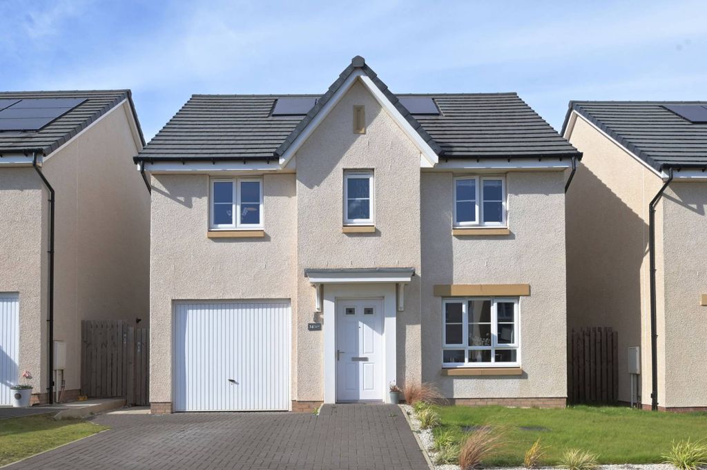 Property photo 1 of 29