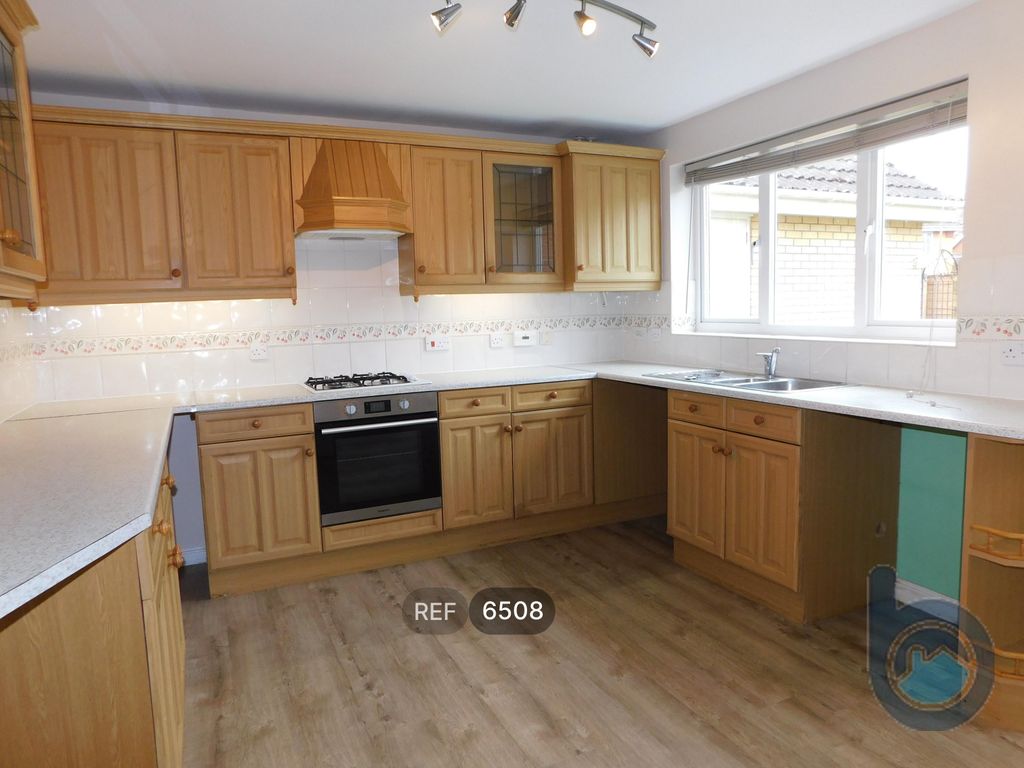 Additional image 7 of 4 bed detached house to rentLidgate Close, Peterborough PE2