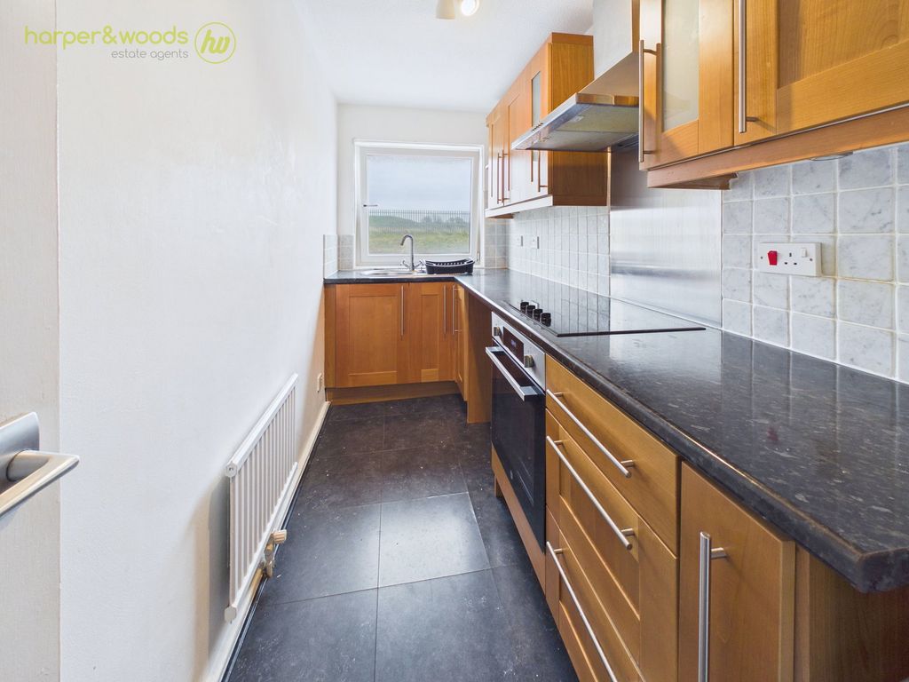 Property photo 3 of 25