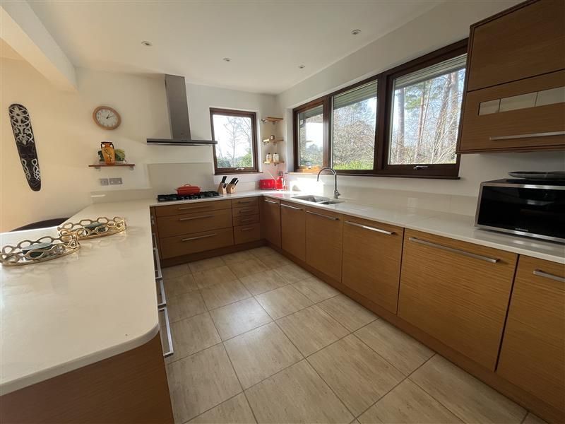 Property photo 2 of 22 Image