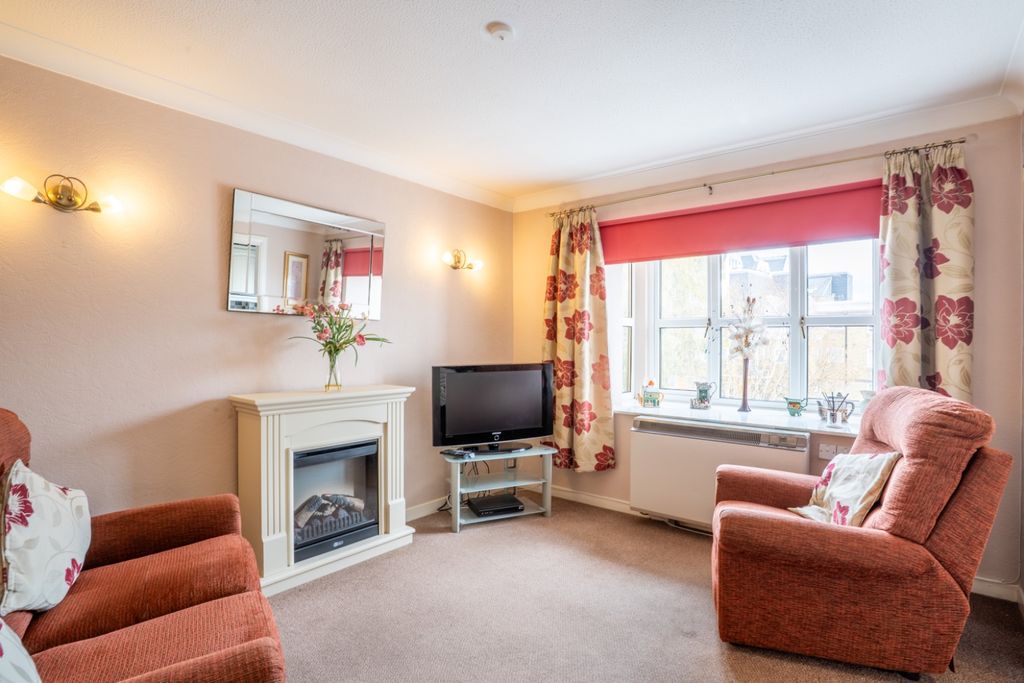 Property photo 2 of 12 4581135