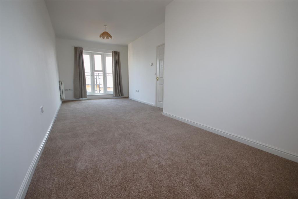Property photo 2 of 12 Img_2126.Jpg