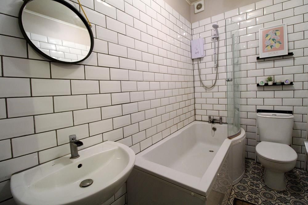 Property photo 3 of 5 Bathroom