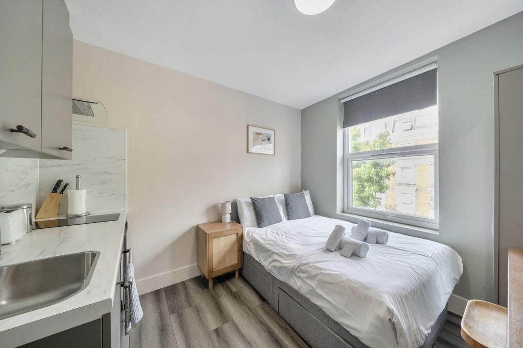 Property photo 1 of 6 1521735 (7)