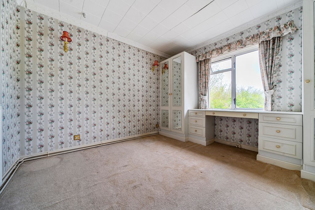 Property photo 2 of 22 14473375