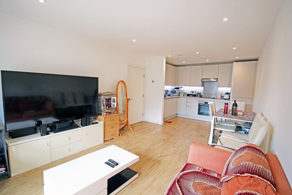 Property photo 2 of 18 Img_5268 Copy.Jpg