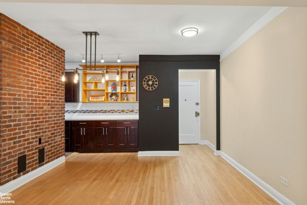 Property photo 2 of 10 <Alttext/>