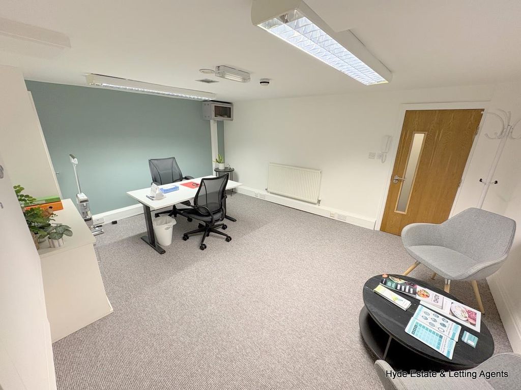 Property photo 3 of 12 Img_8743.Jpg